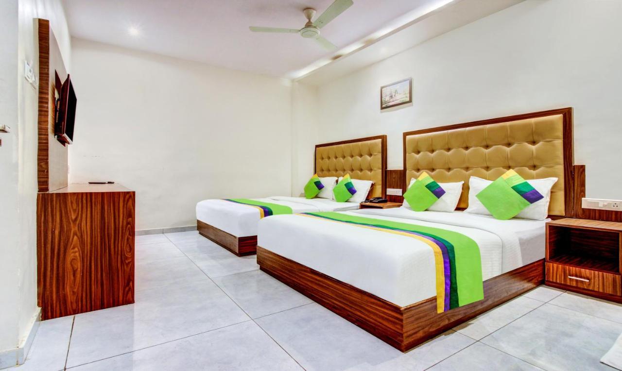 Treebo Trend Bkc Grand Mumbai Exterior foto